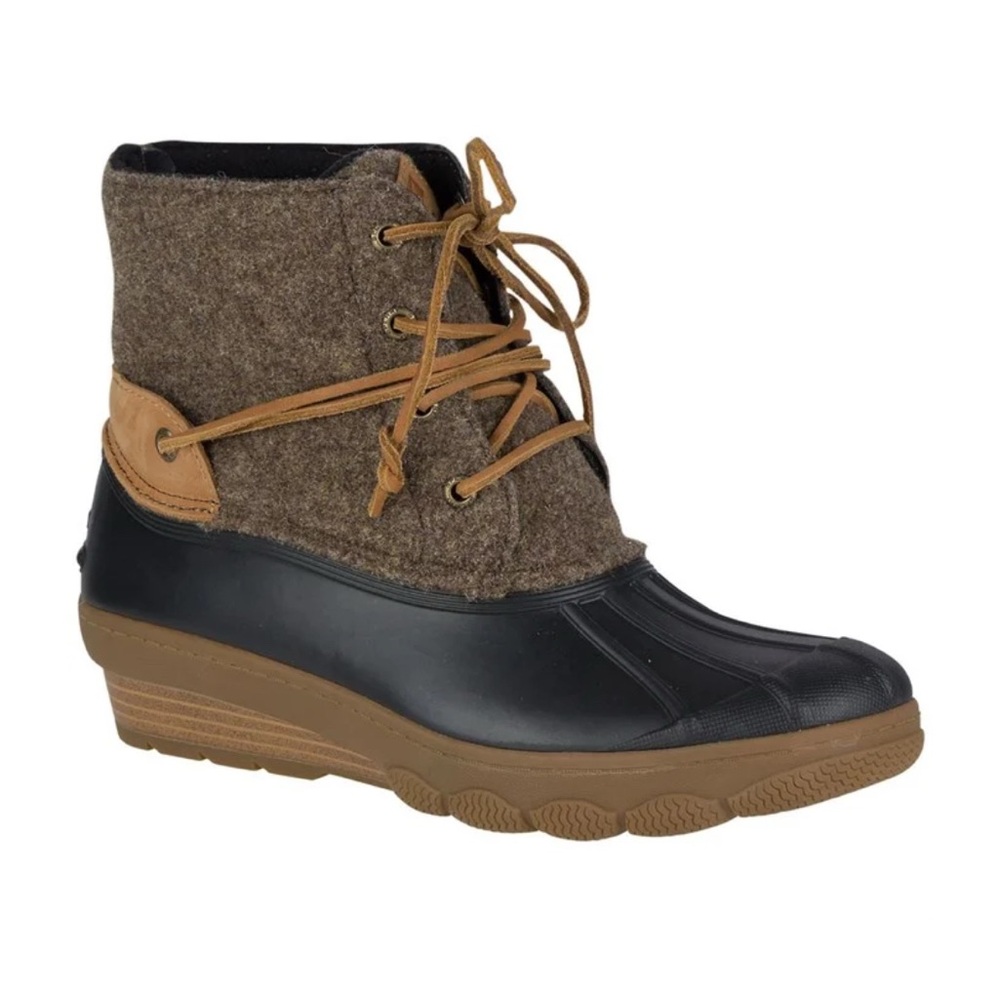 Sperry Saltwater Top Sider Wedge Boots, size 9.